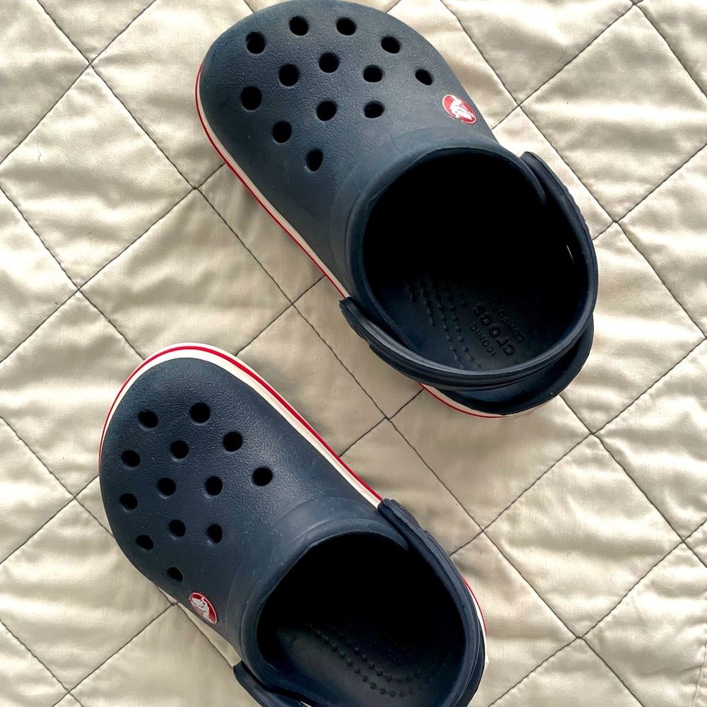 Toddler Navy Crocs size 6